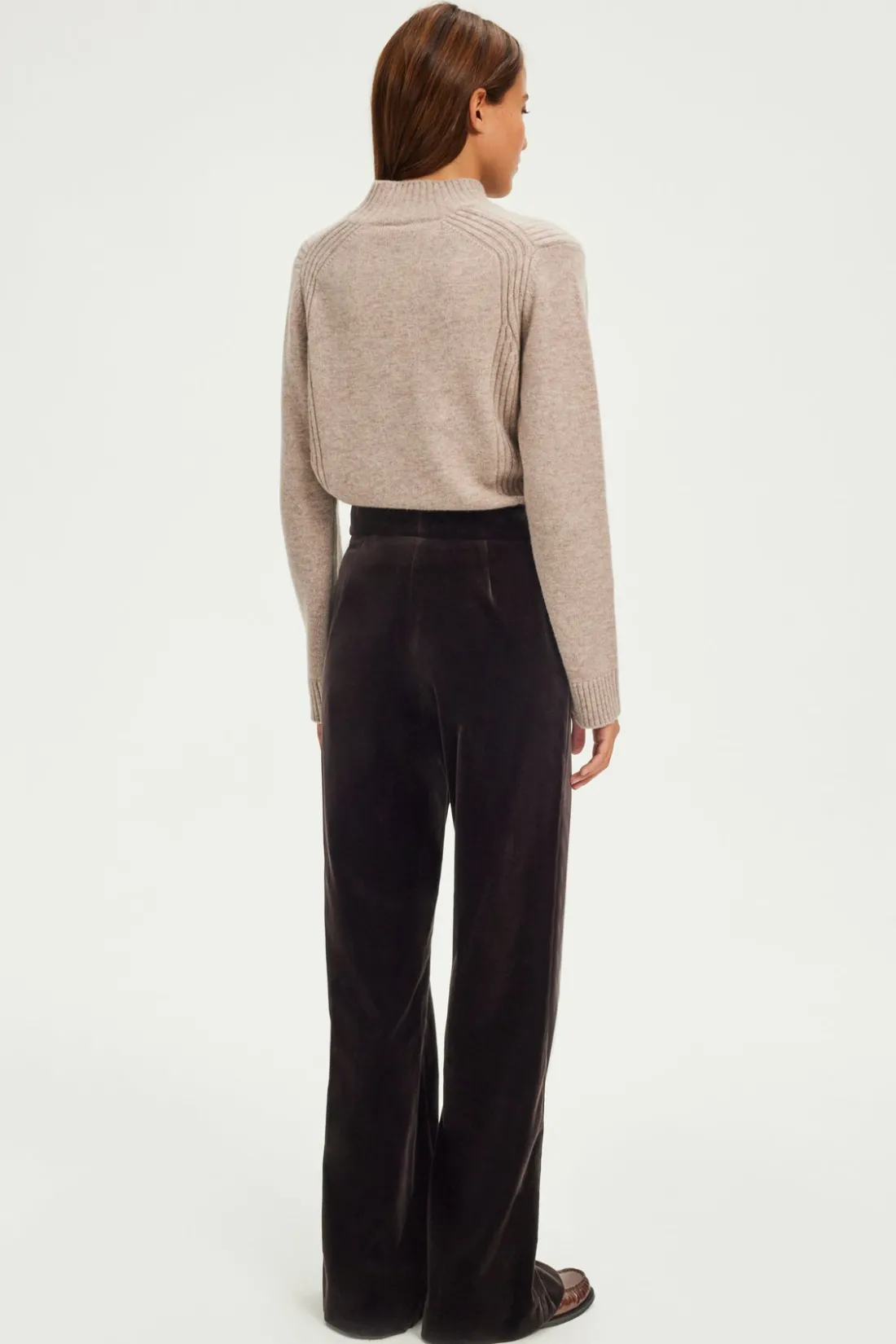 Pablo Pantalon large en velours lisse - NAIS Cinanon Fashion