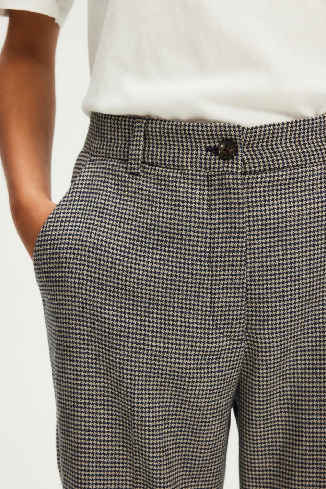 Pablo Pantalon large Pied de puce - NAWRAS Sable Cheap