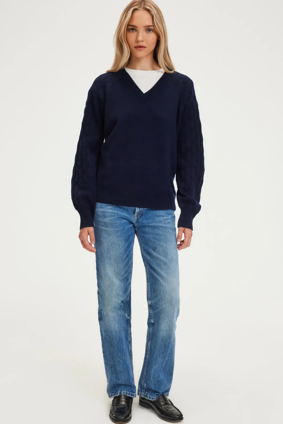 Pablo Pull en laine aux manches ajourées - JIOTI Marine Best
