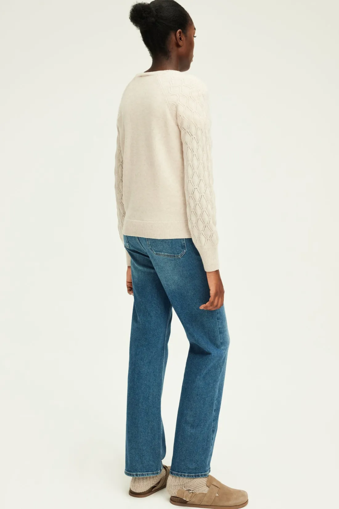 Pablo Pull en laine aux manches ajourées - JIOTI Beigerosé Fashion