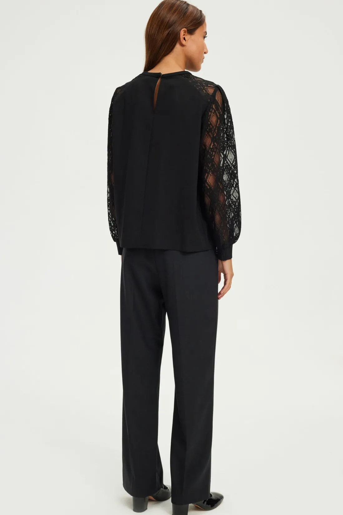 Pablo Top aux manches en dentelle - BRELLE Noir Outlet